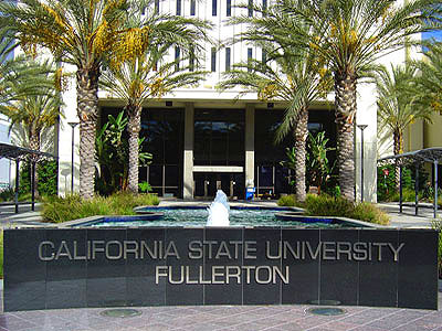 Фото California State University, Fullerton
