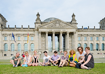 Berlin-City_City-tour-Reichstag_0565_16x9.jpg
