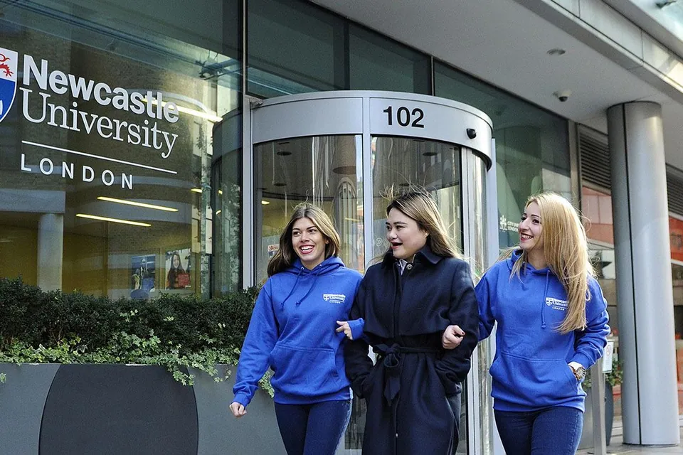 INTO International Year 1 в Newcastle University in London, фото 4