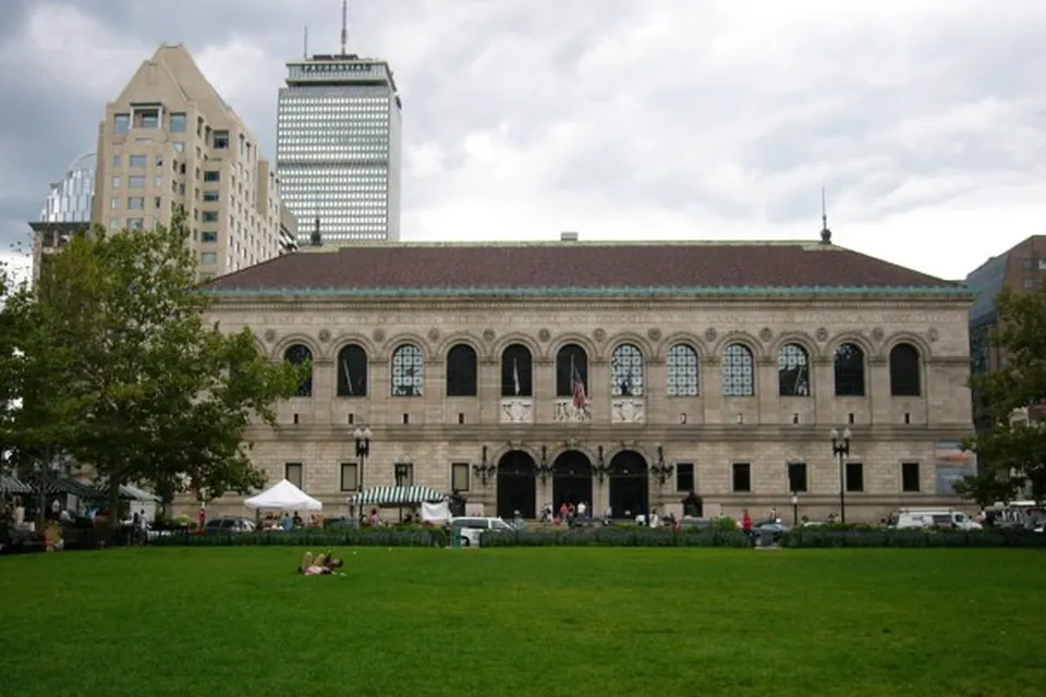 Intensive English Program в FLS Boston Commons, фото 14