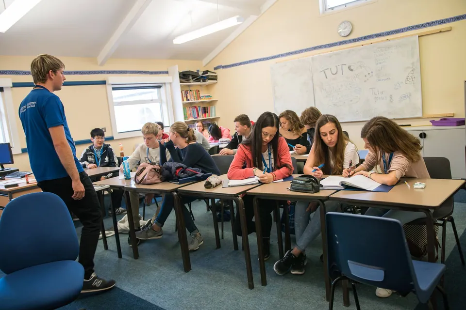 Academic summer pre-A-level classes в DLD London, фото 1