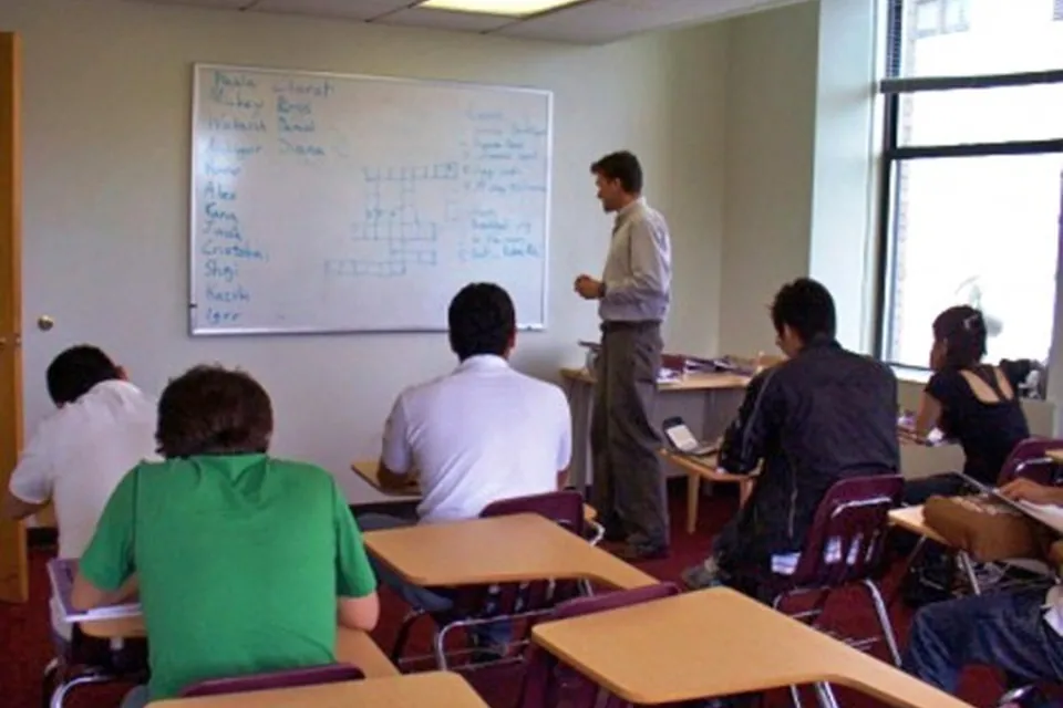 Academic English Program в FLS Boston Commons, фото 2