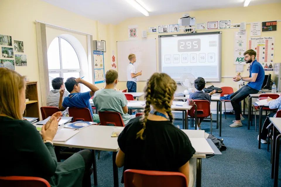 Аcademic summer pre-GCSE classes в DLD London, фото 1